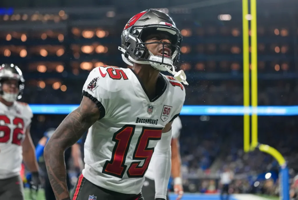 Buccaneers Players Shine Week 8