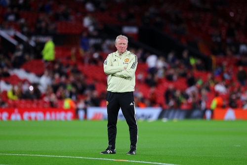 Steve McClaren Steps Down as Jamaica Manager