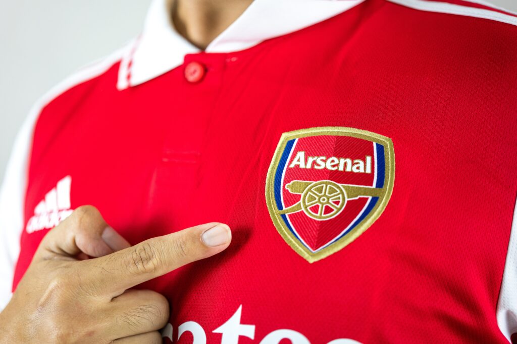 Arsenal Lead the Pack, but Tension Creeps In as Title Pressure Builds